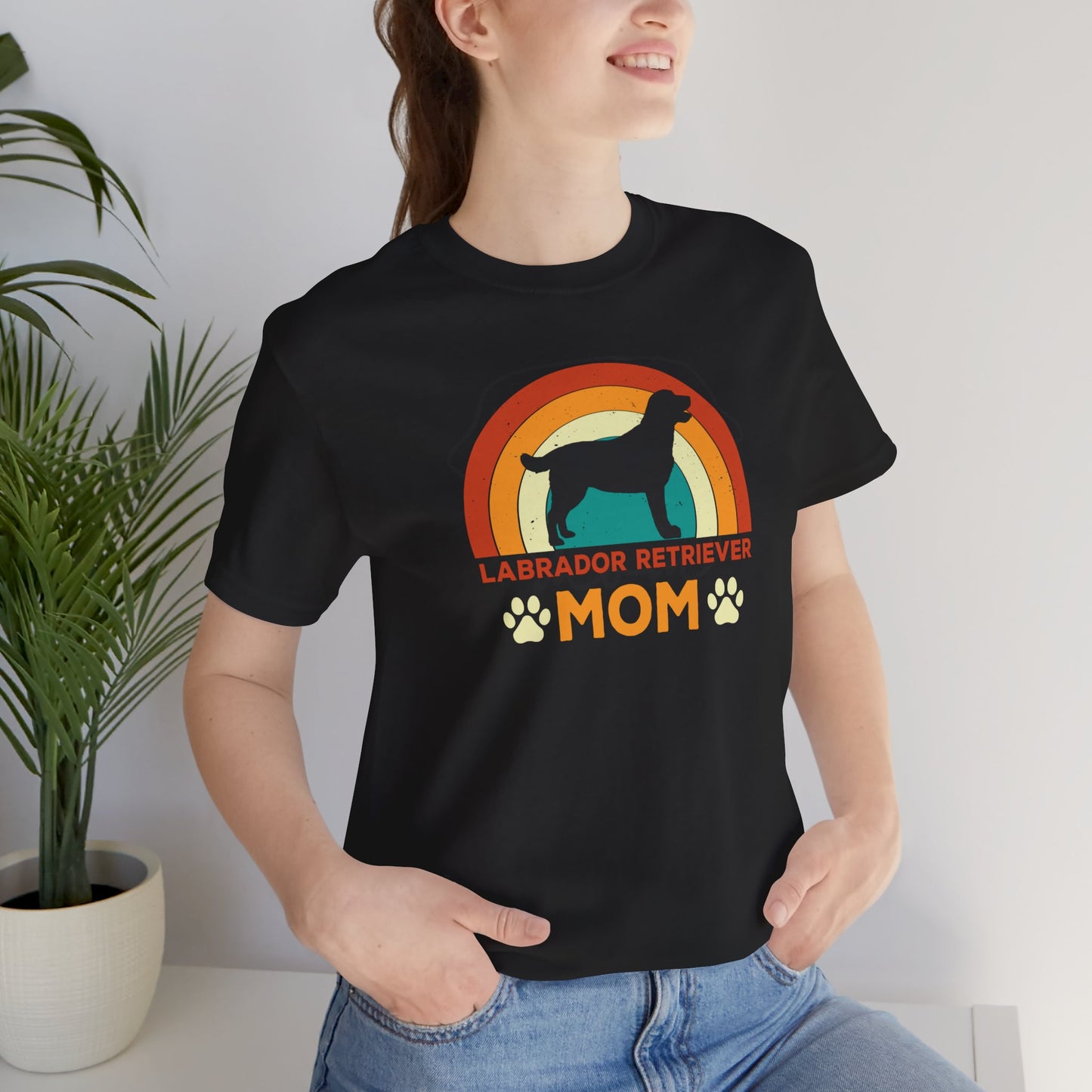 Labrador Retriever Mom Retro Lightweight Jersey Tee