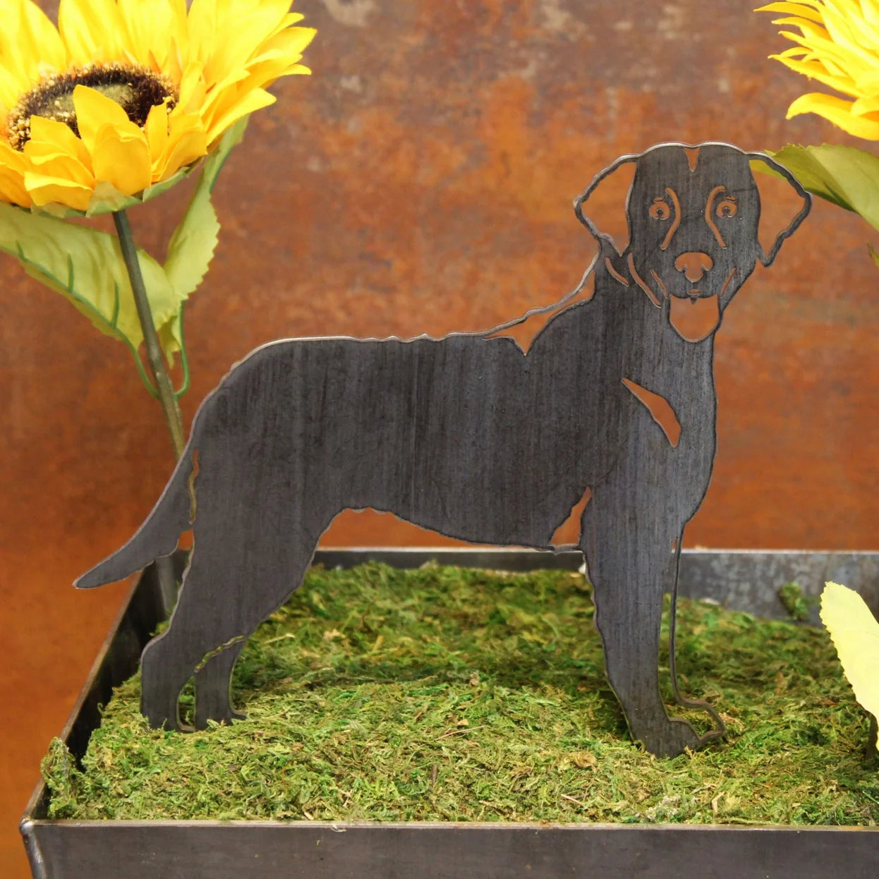 Chesapeake Bay Retriever Corten Steel Outdoor Silhouette